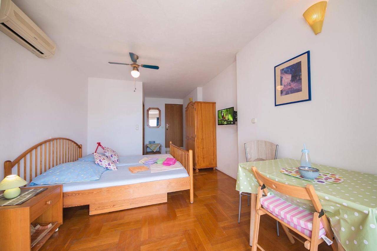 Villa Lastavica Brela Extérieur photo